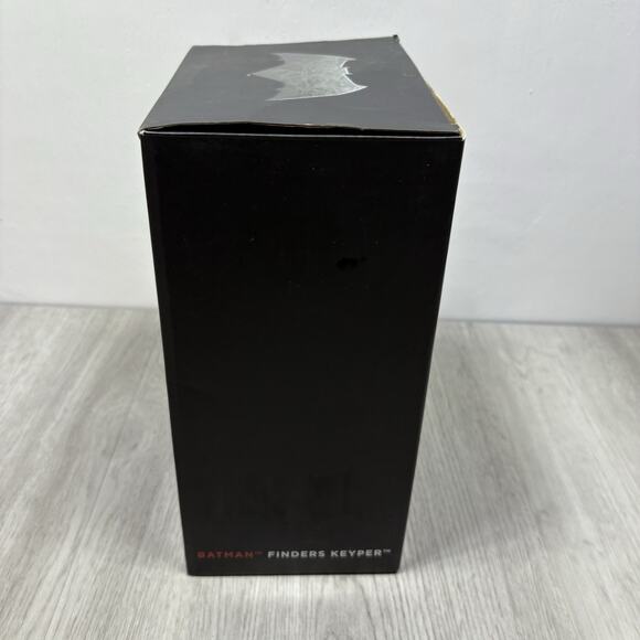 DC Comics BATMAN Finders Keyper Statue ~ Loot Crate DX Exclusive Edition - Picture 12 of 16